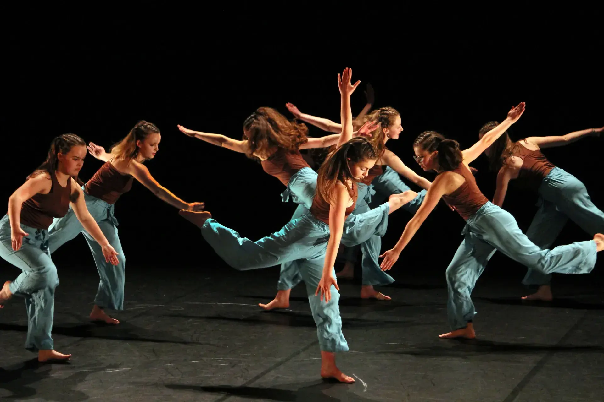 danseuses sur la scène du conservatoire