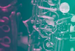 image montrant un détail de saxophone