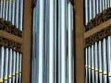 Photo montrant les tuyaux d'un orgue