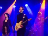 Photo montrant des étudiants en musiques actuelles sur scène en concert